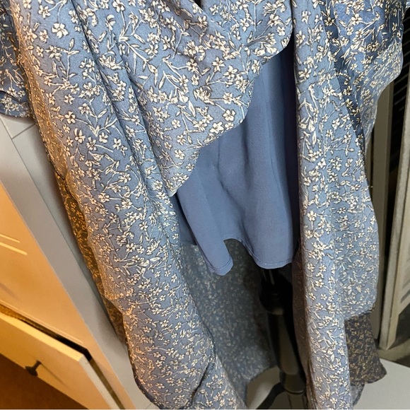 ASTR the label size small floral dress - Picture 8 of 10